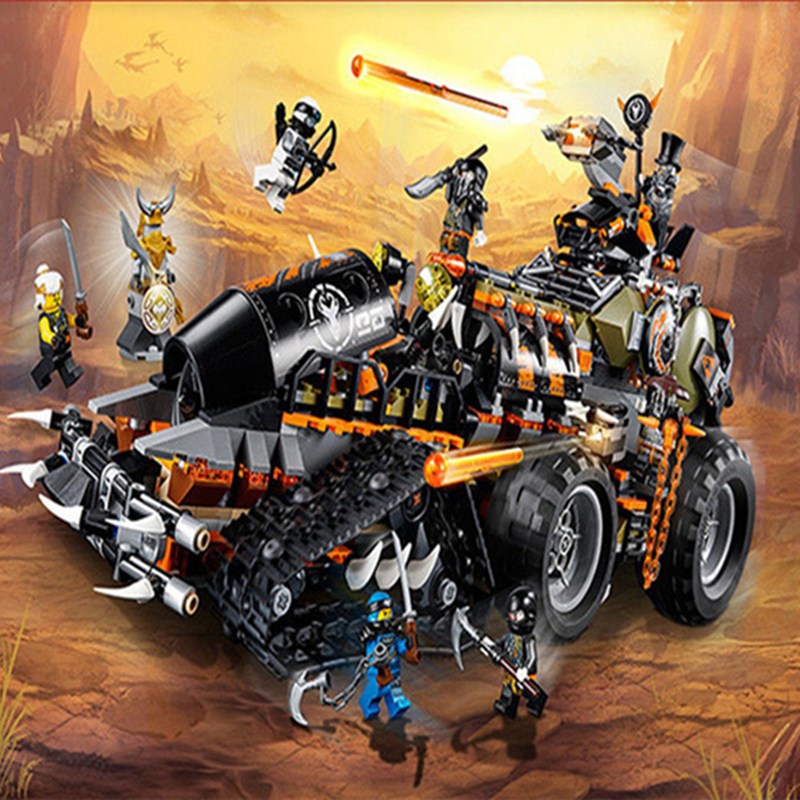 Lego Technic Voiture de chasse avec 8 Figurines