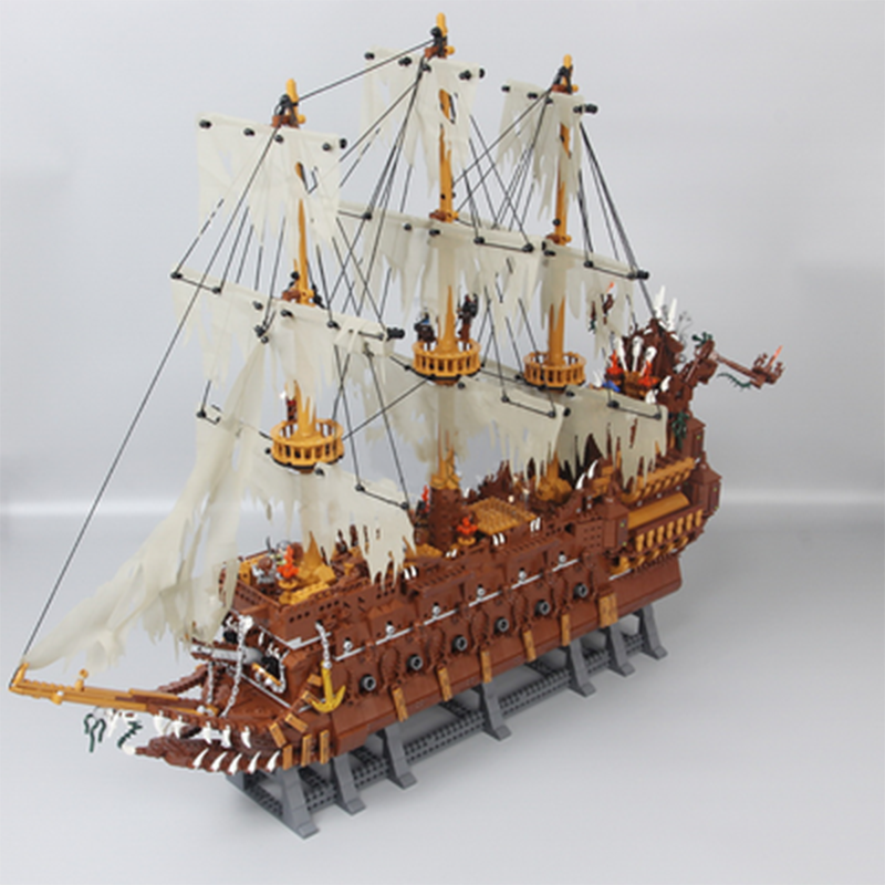Lego Technic Bateau Silent Mary – Image 2