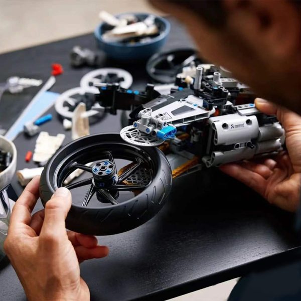 BMW M1000 RR compatible avec briques LEGO Technic – Image 6