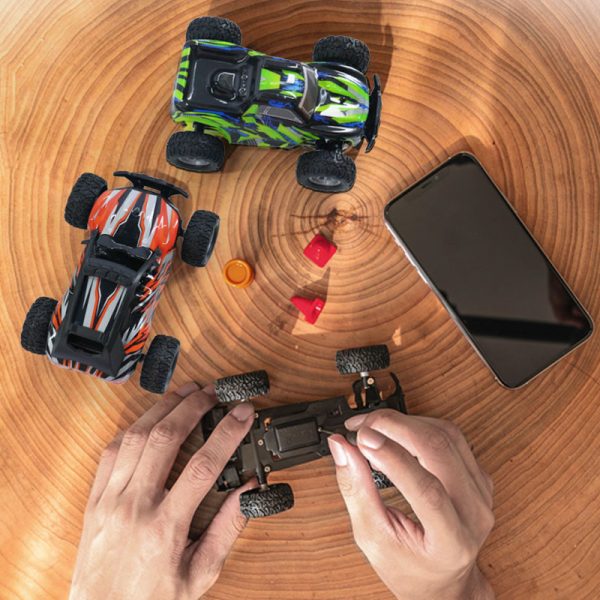 Voiture télécommandée off-road 1/32 – Image 4
